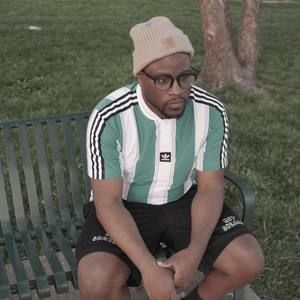 Meet your Posher, Yons